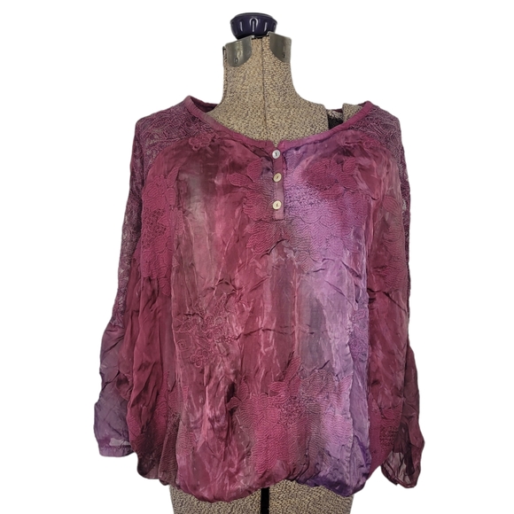 Tops - Purple silk and lace blouse